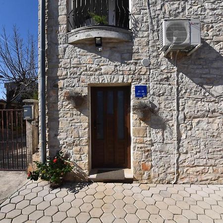 Apartment Nona Tar-Vabriga المظهر الخارجي الصورة