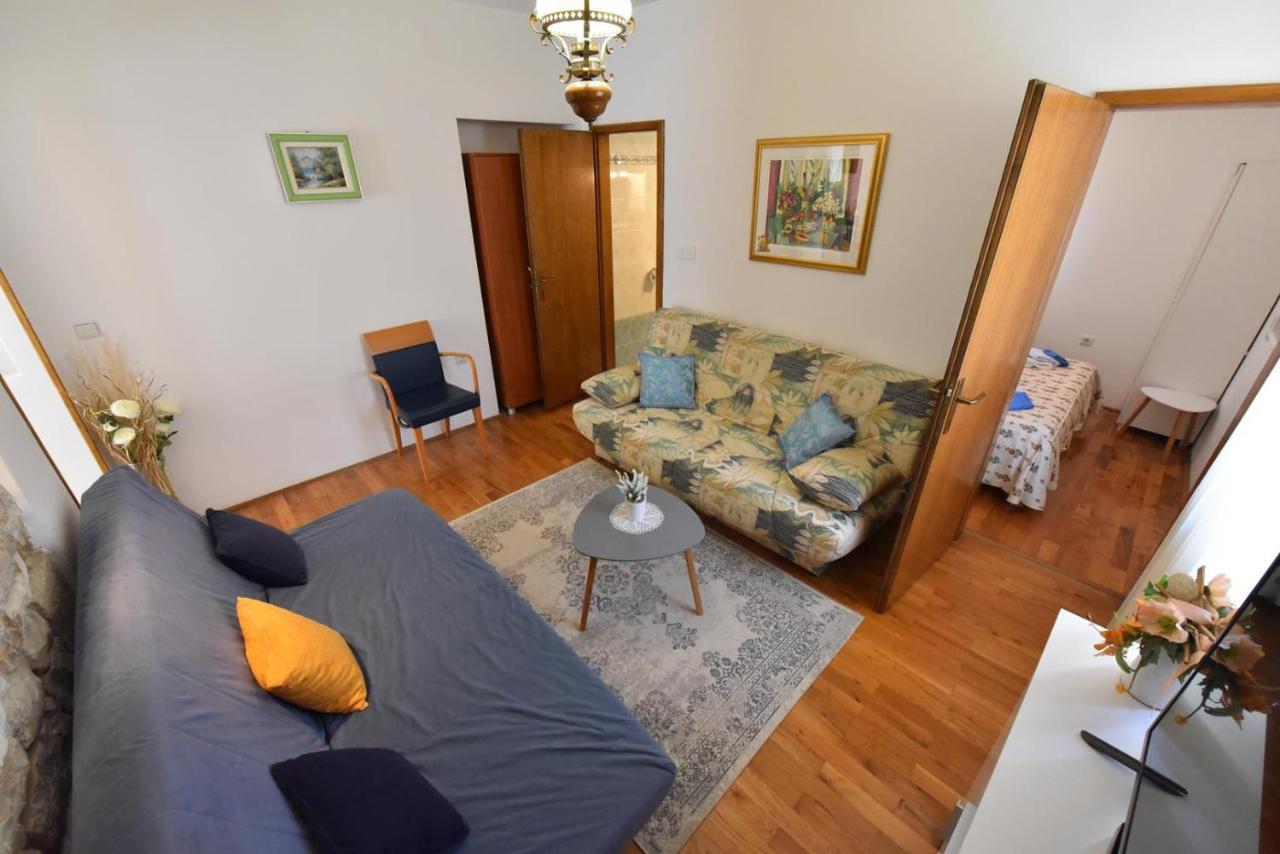 Apartment Nona Tar-Vabriga المظهر الخارجي الصورة