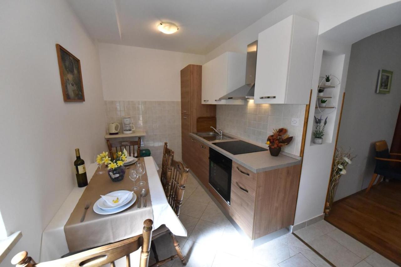 Apartment Nona Tar-Vabriga المظهر الخارجي الصورة